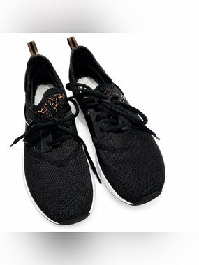 New Balance Women’s Size 8.5 Black Running Shoes Leopard Print Athletic Sneakers